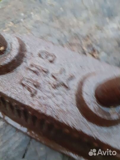 Старинный угольный утюг СССР