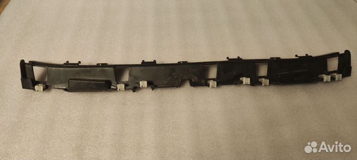 Кронштейн передней панели Bmw G30 G31 7359788