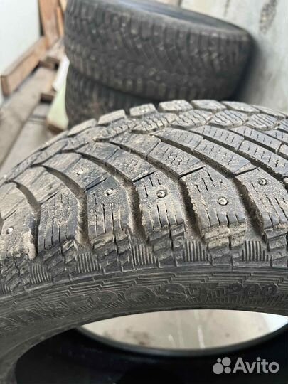 Gislaved Nord Frost 200 215/55 R17