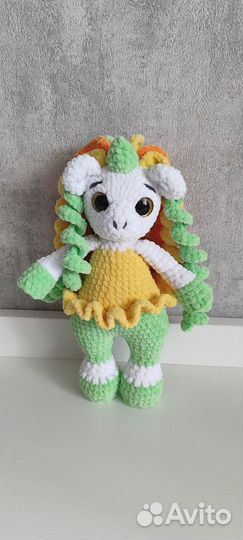 Вязаный единорог