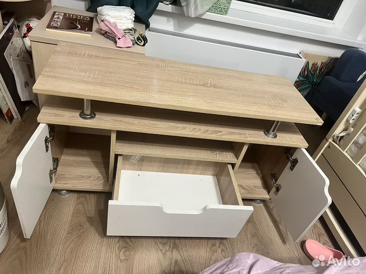Тумба под телевизор