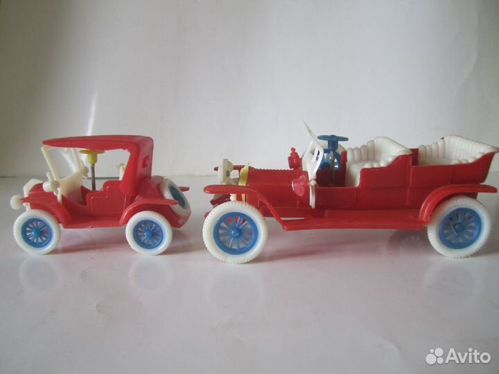 Игрушечные машинки. Сделано в СССР