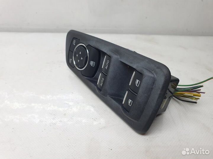 Блок кнопок Ford Explorer 5 3.5 2011