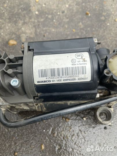 Компрессор пневмоподвески mercedes w220