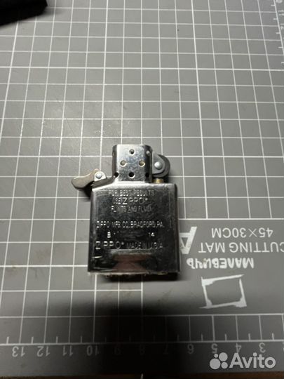 Зажигалка zippo