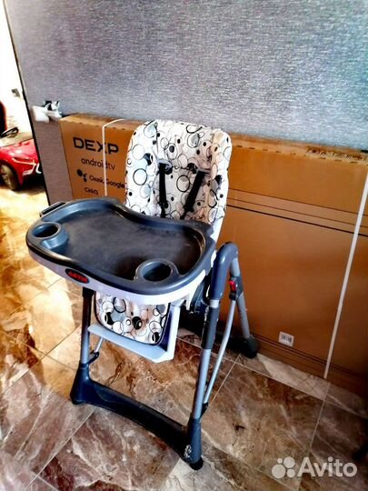 Продам стульчик для кормления Chicco