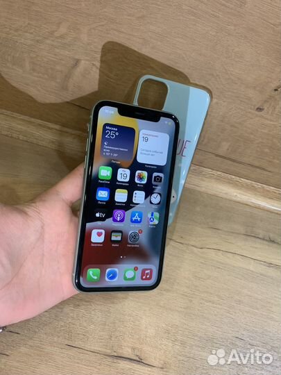 iPhone 11, 128 ГБ