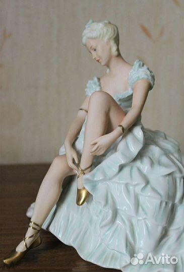 Балерина фарфоровая статуэтка Германия 21см