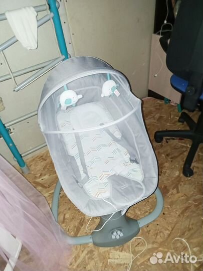 Шезлонг детский электрический