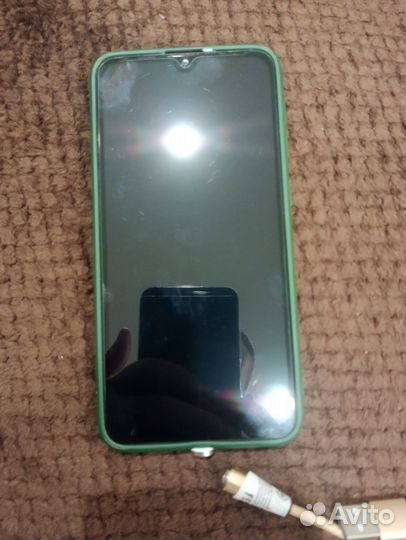 Samsung Galaxy A10, 2/32 ГБ