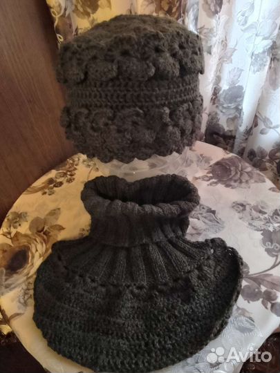 Комплект шапка и снуд женский