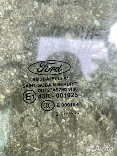 Заднее левое стекло Ford Focus 3