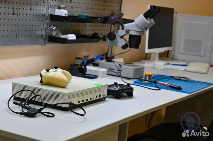 Ремонт приставок PS4, PS3, PS2, Xbox 360, Xbox One