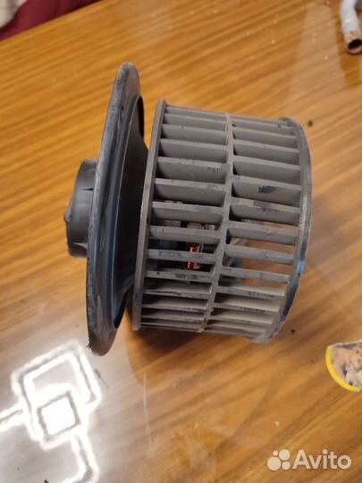 Моторчик Ford Galaxy 1999 вентилятор печки