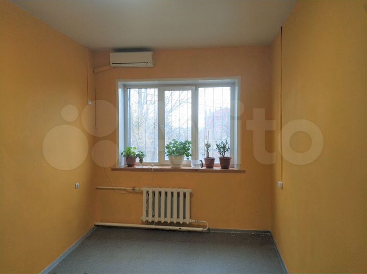 Производственно-складская база, 1512 м²