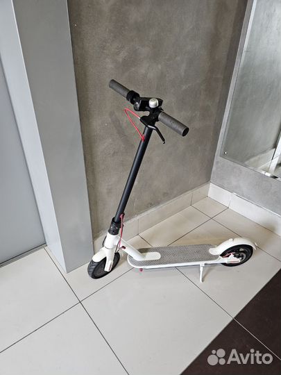 Самокат взрослый электрический бу