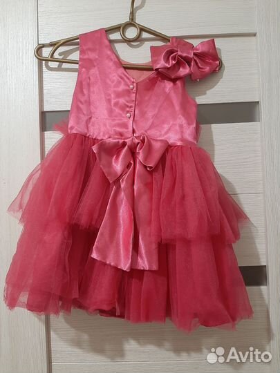 Платье для девочки нарядное 110