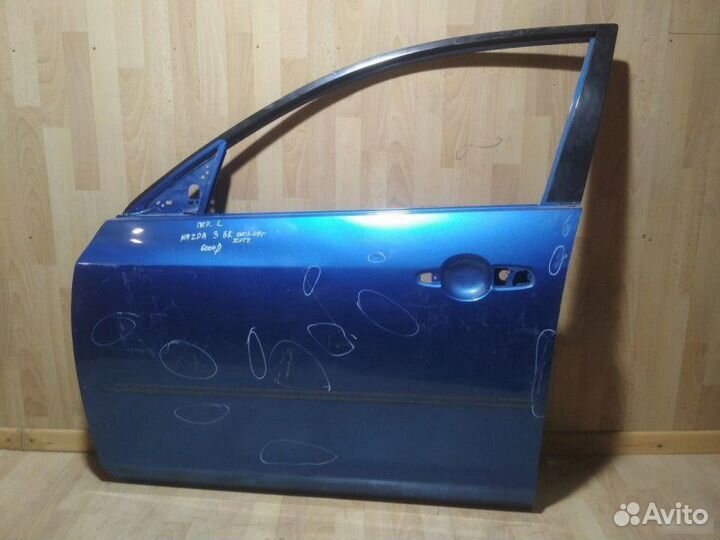 Дверь Mazda 3