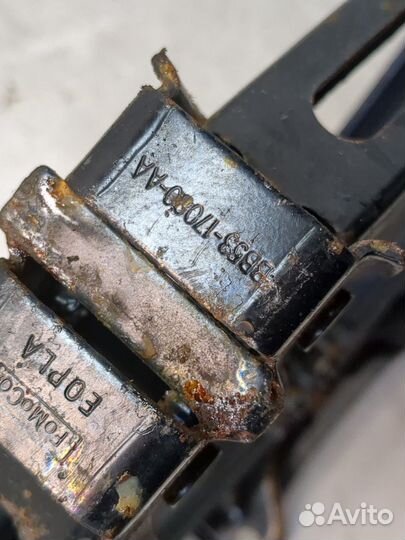 Домкрат Ford Explorer, 2013