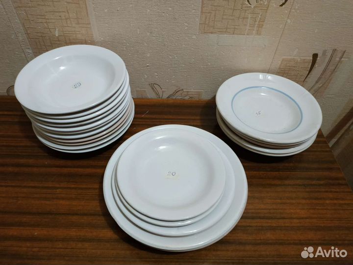 Тарелки разные