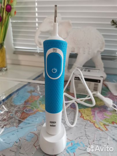 Зубная щетка Braun Oral B Pro timer