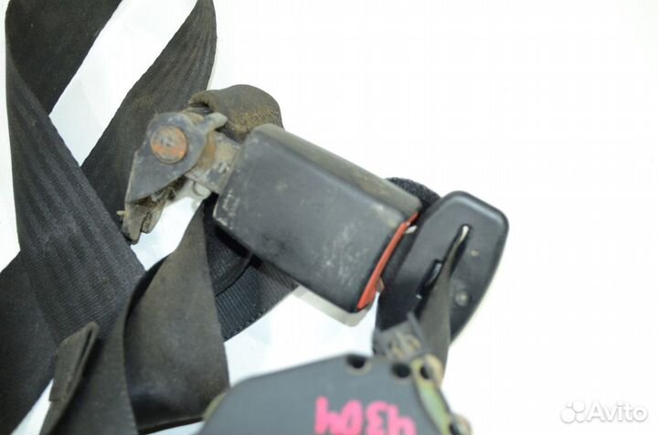 Ремень безопасности задний Ford Focus DF 1.6 zetec