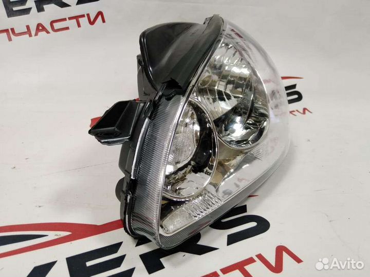 Фара левая Hyundai Getz/TYC