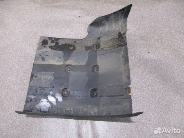 Брызговик передний правый/задний левый Scania 1357