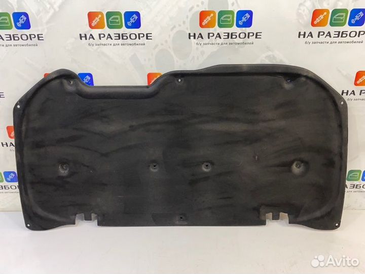 Обшивка капота Toyota Land Cruiser 200 2UZ-FE 2010