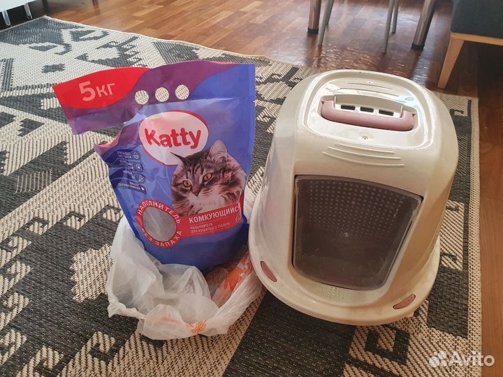 Туалет домик для кошек