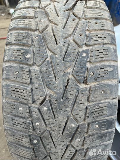 Nokian Tyres Hakkapeliitta 7 225/50 R17 98T