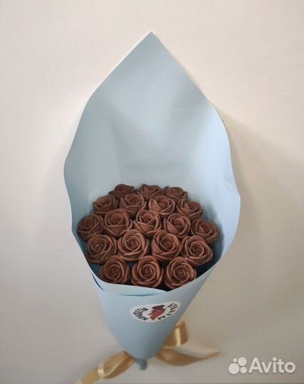 Розы из Молочного Шоколада - 19 шт в Букете