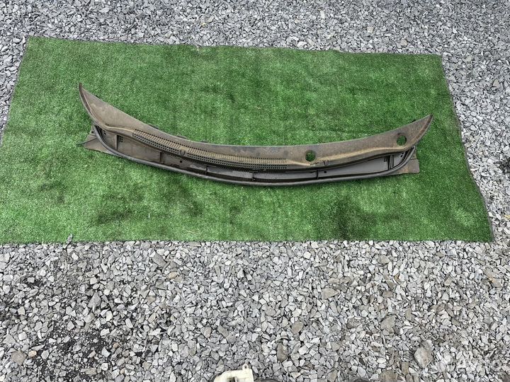 Решетка дворников hyundai solaris 1