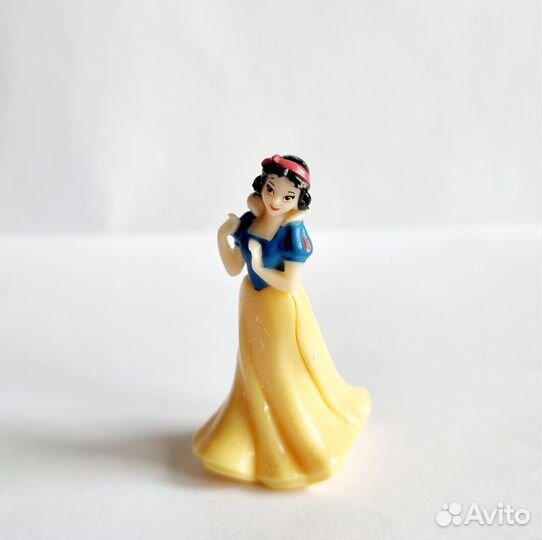 Фигурка из киндер сюрприза «Принцессы Диснея»