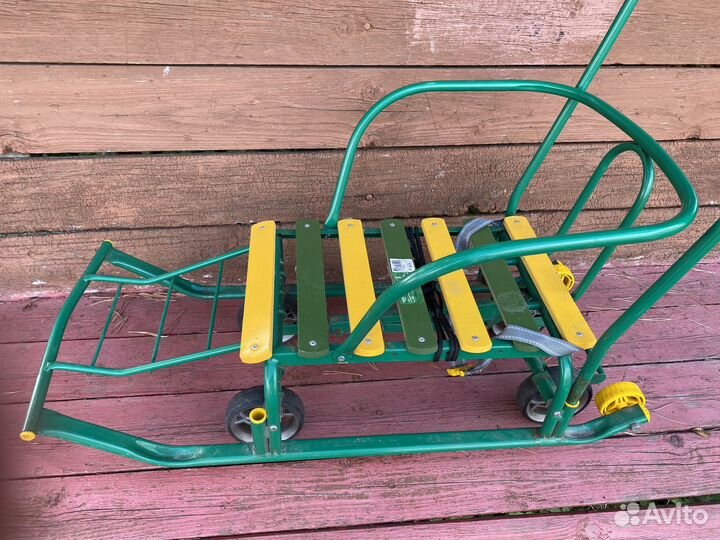 Детские санки на колесах