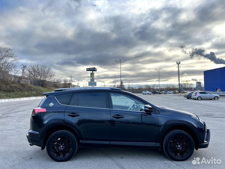 Toyota RAV4 2.5 AT, 2017, 126 300 км