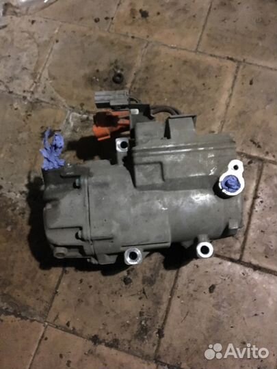 Компрессор кондиционера Lexus LS600