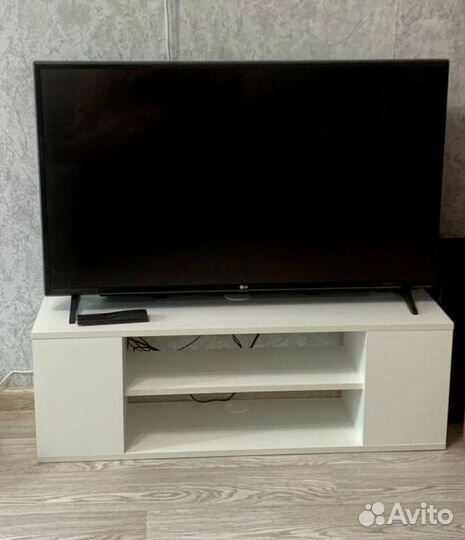 Тумба для телевизора