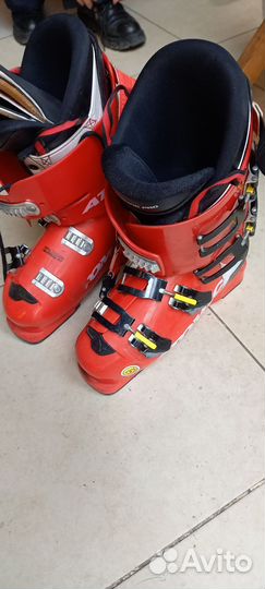 Горнолыжные ботинки Atomic