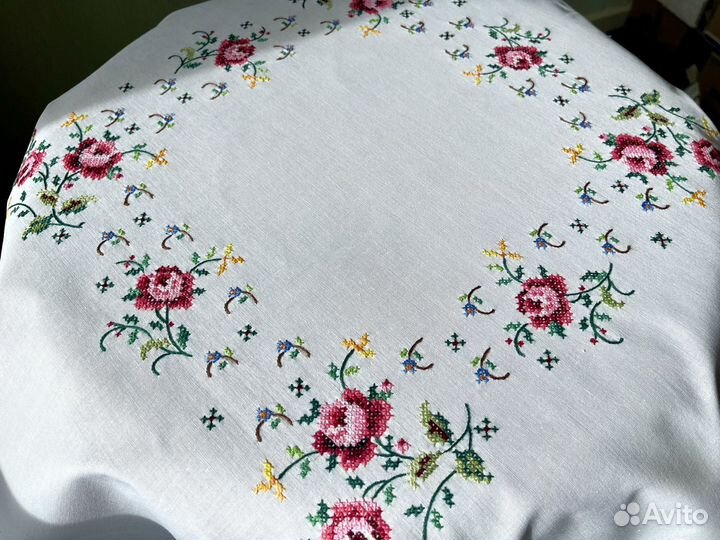 Скатерти напероны вышивка Германия