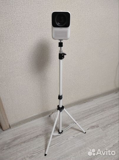 Проектор Wanbo Projector T2 Max со штативом