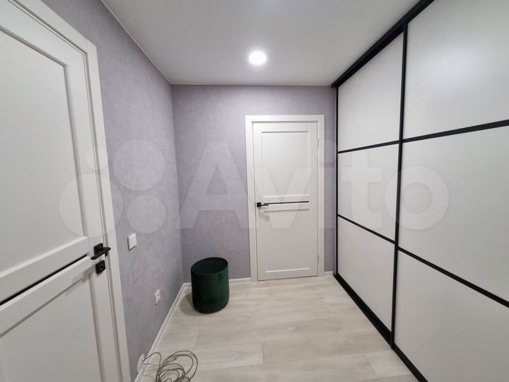 2-к. квартира, 44 м², 1/10 эт.