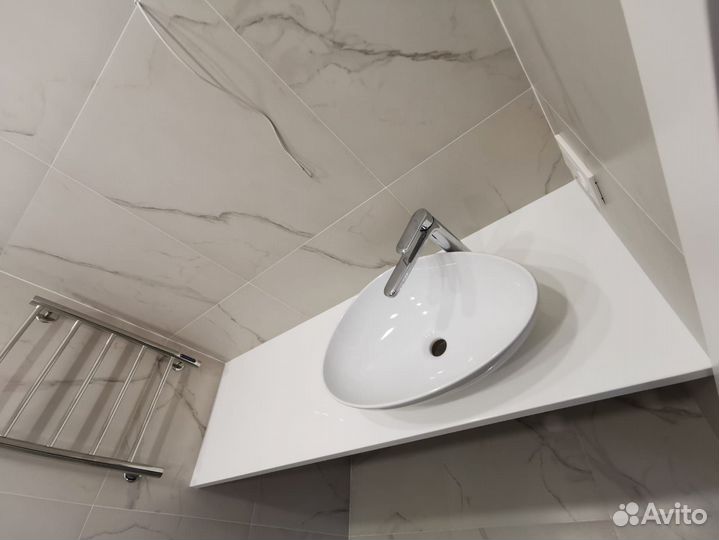 Столешница с раковиной для ванной комнаты