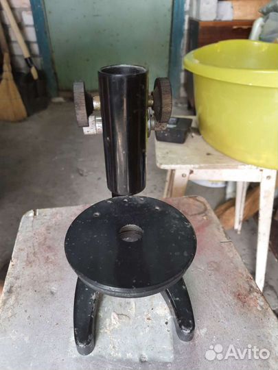 Штатив для микроскопа