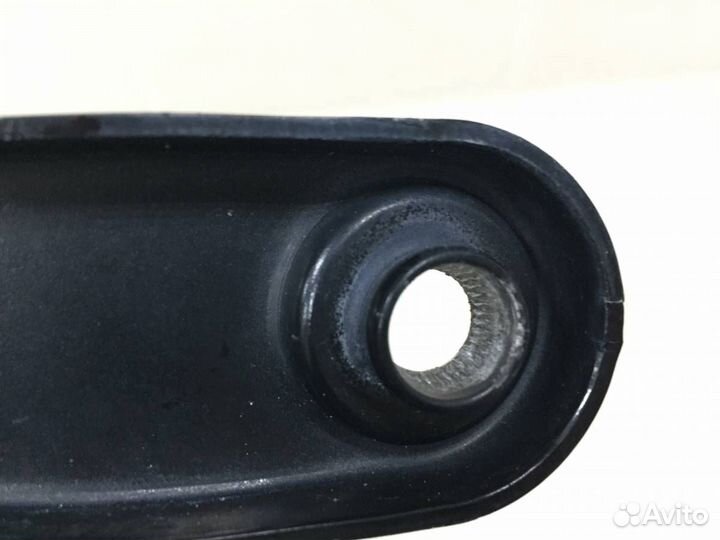 Поводок стеклоочистителя передний правый Ford Mond