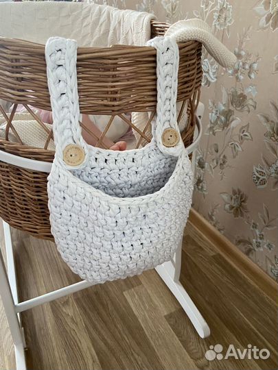 Подвесная корзина на кроватку