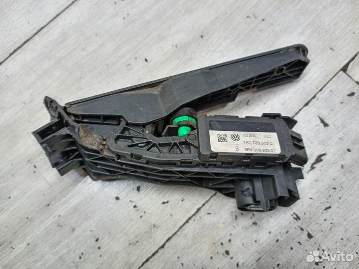 Педаль газа VAG