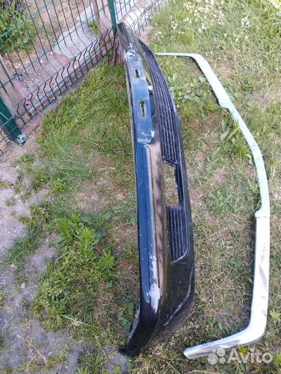 Бампер мерседес 126