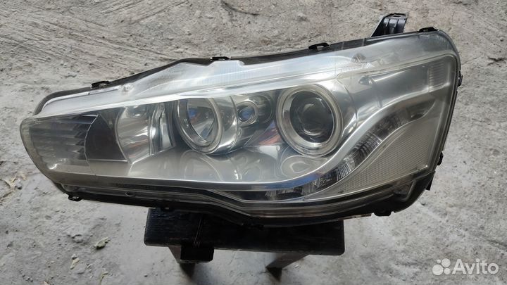 Lancer 10 фара левая