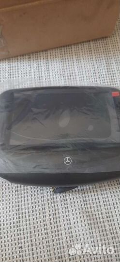 Развлекательная система для пассажиров Mercedes-Be